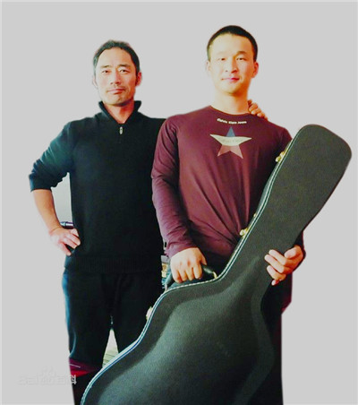 ��������